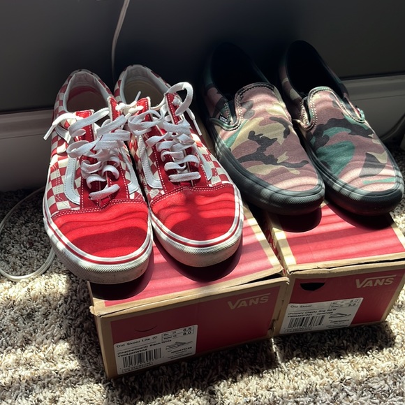 Vans and first pair are red and white and the other is black and green and brown - Picture 5 of 6